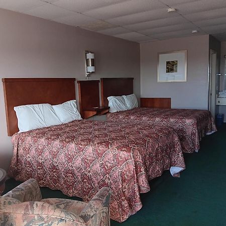 Oyo Sheldon'S Motel And Restaurant Keysville Exterior foto